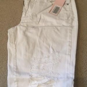 Distressed Slim Boyfriend White Ankle Length